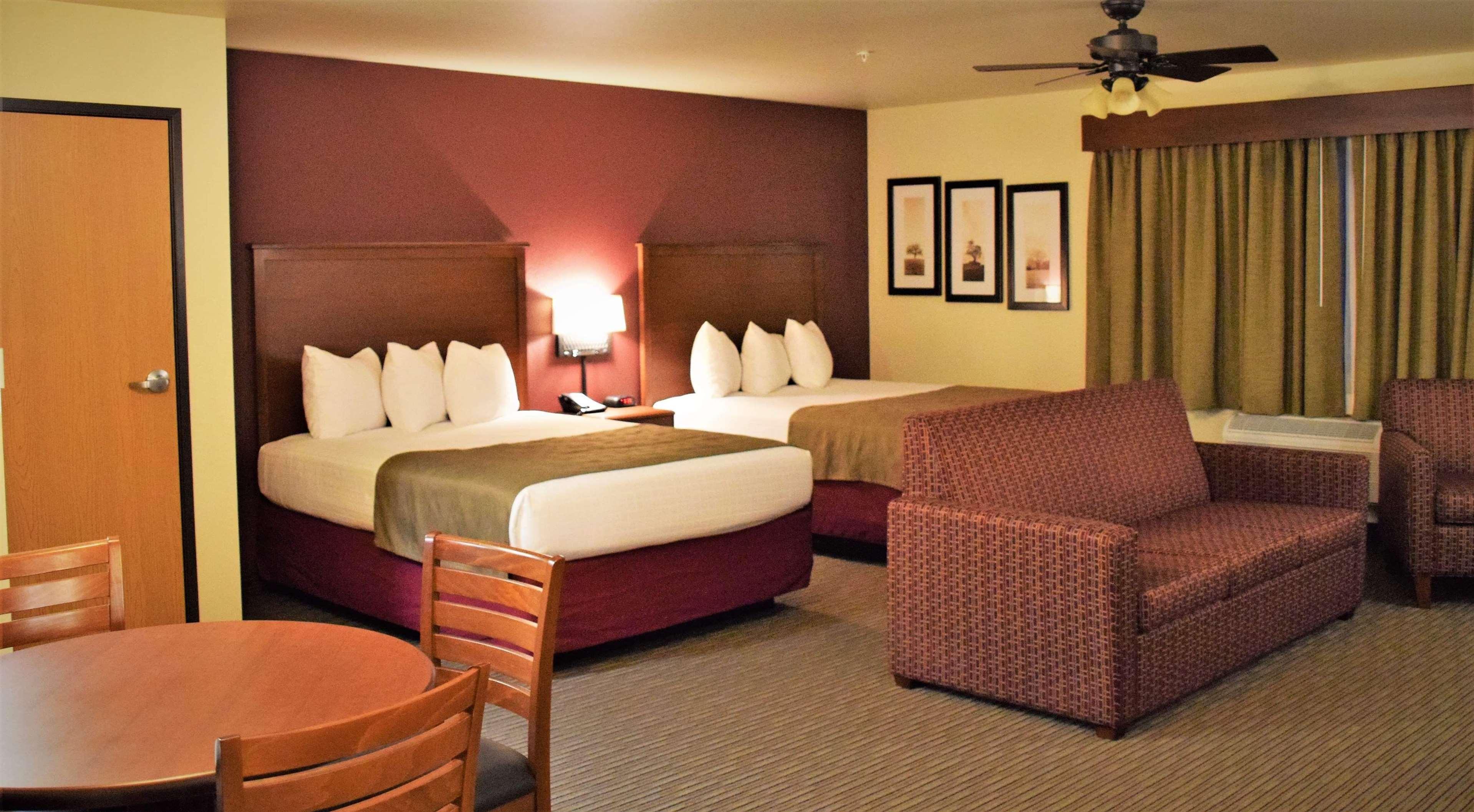 Americinn By Wyndham Merrill Bagian luar foto