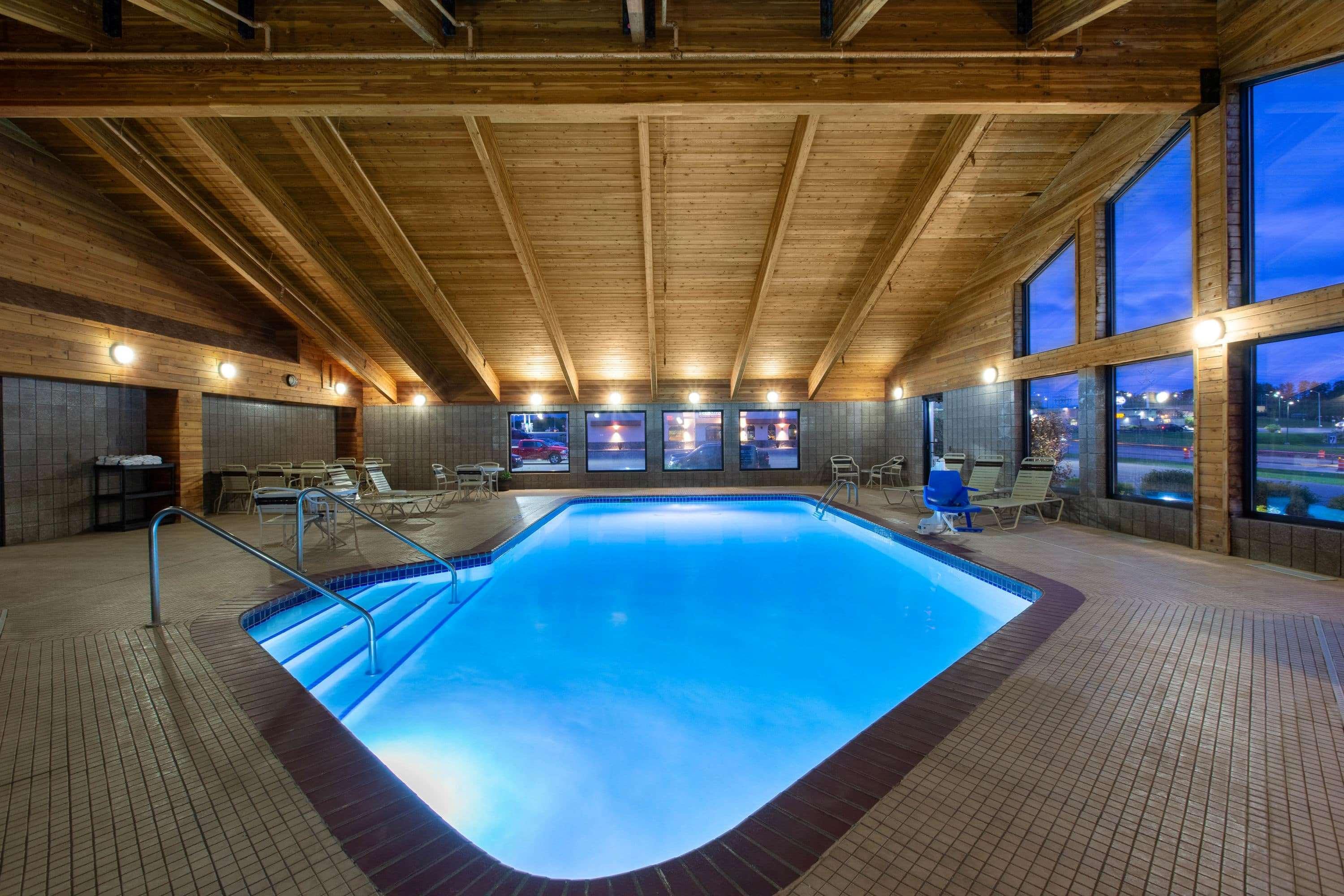 Americinn By Wyndham Merrill Bagian luar foto
